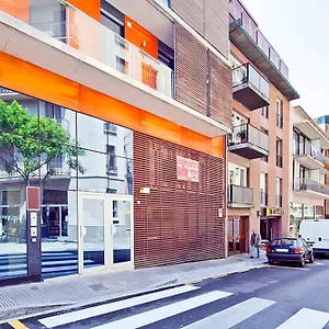My Space Emirates - Spacious Near The Center Appartement Barcelone
