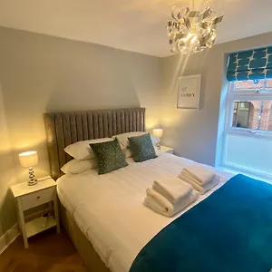 Superb Centre Within The Walls Apartment York